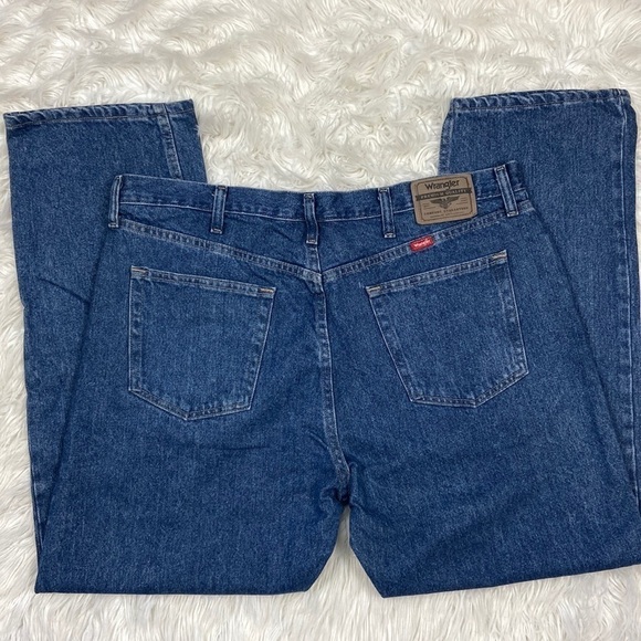 Wrangler Other - Men’s Wrangler 100% Cotton Dark Wash Denim Jeans
